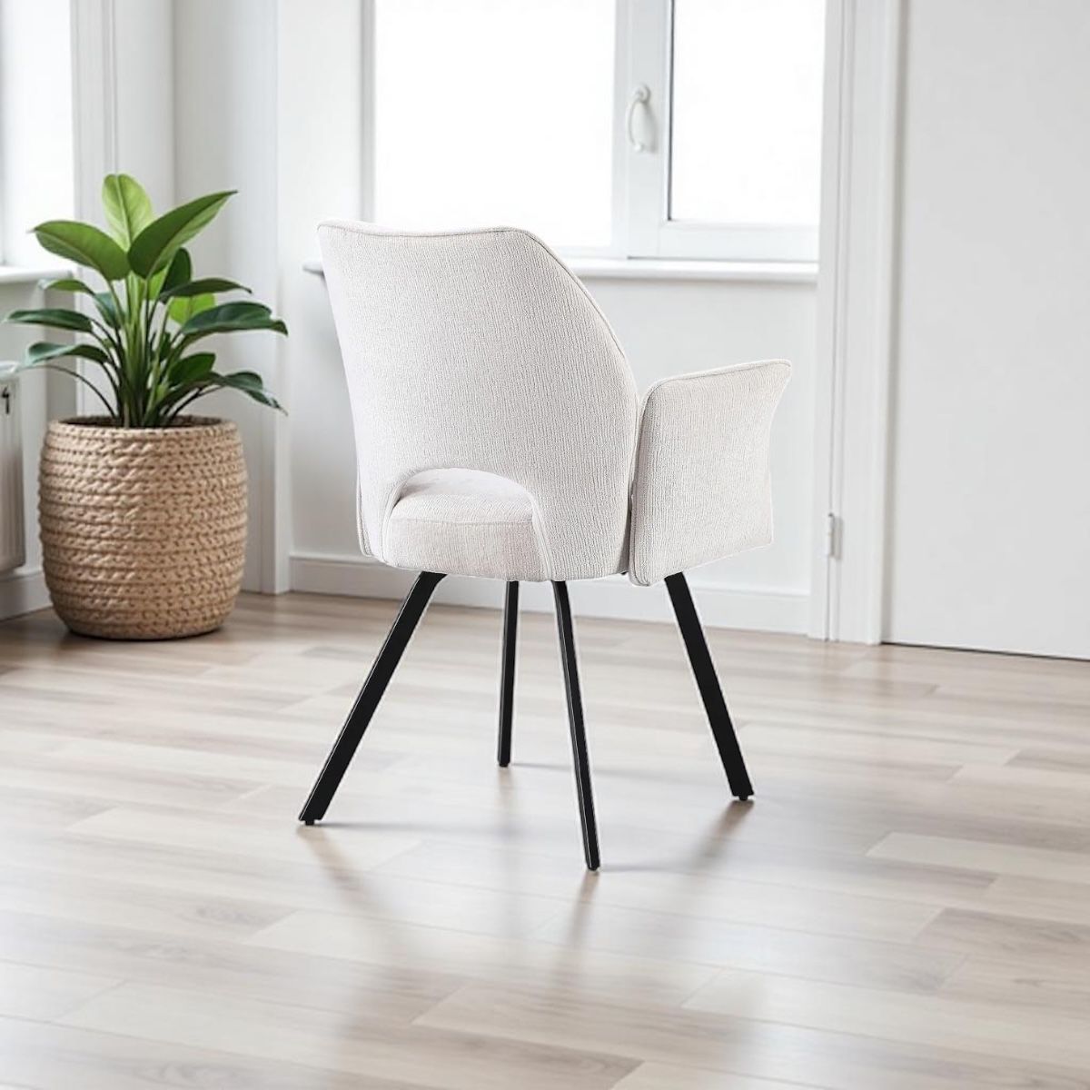 SAVONA DINING TABLE WITH 6 VENEZIA CREAM CHAIRS DINING SET