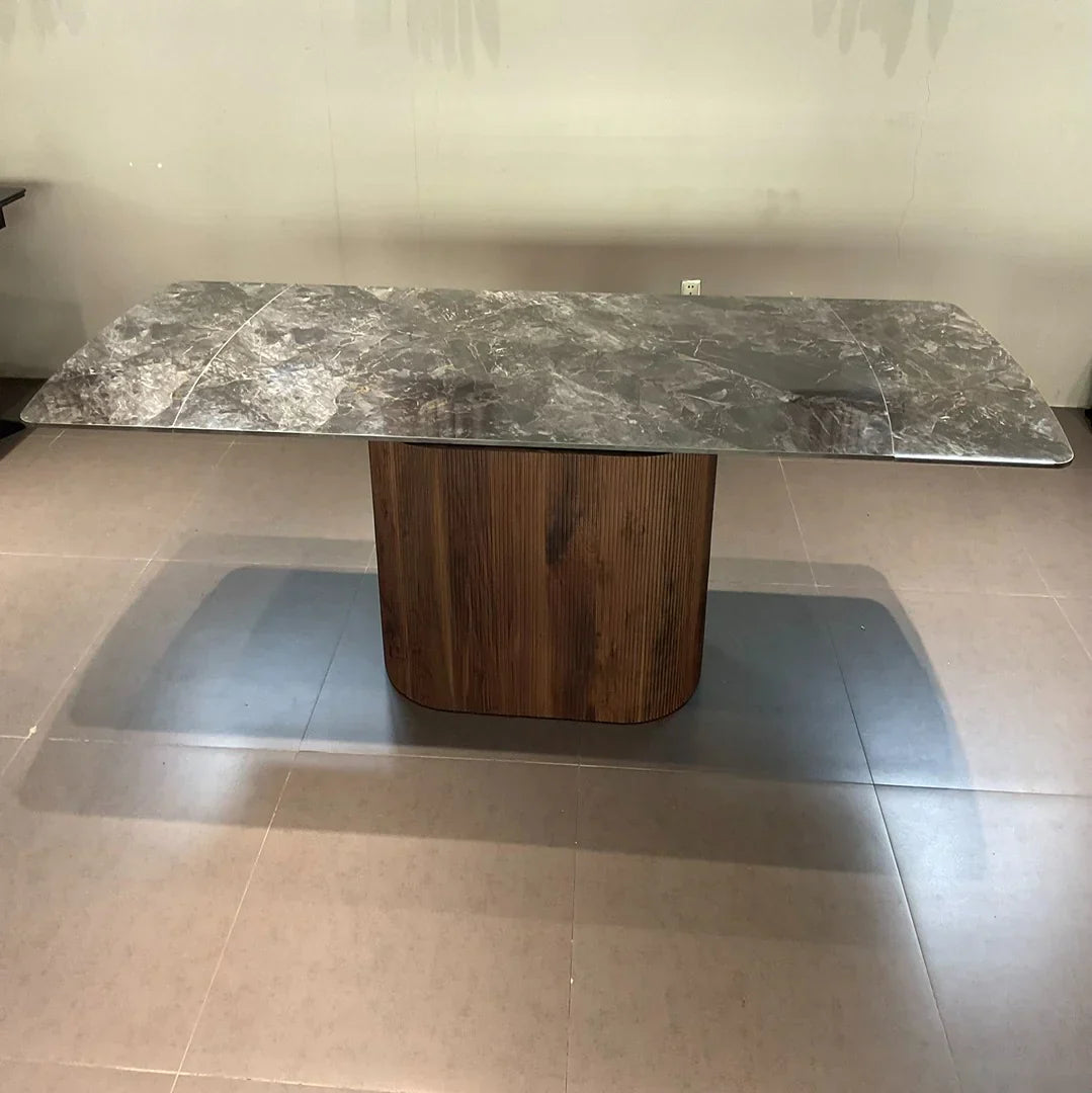 AURELIA WITH PEDESTAL