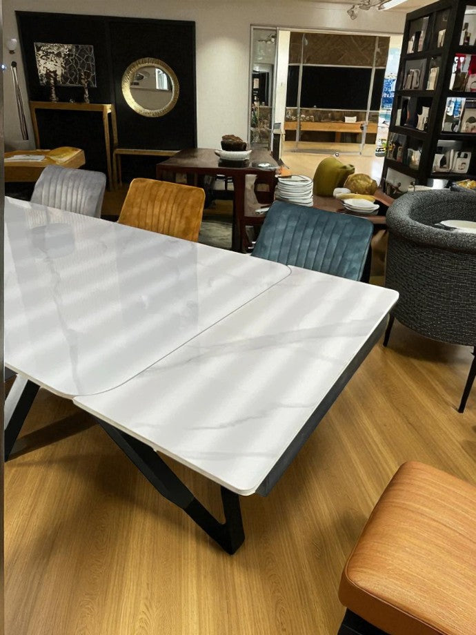 SAVONA DINING TABLE WITH 6 MIX RUSSELL CHAIRS DINING SET